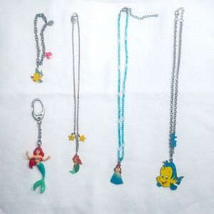 5 PC The Little Mermaid Disney Princess Ariel Youth Jewelry Lot Keychain